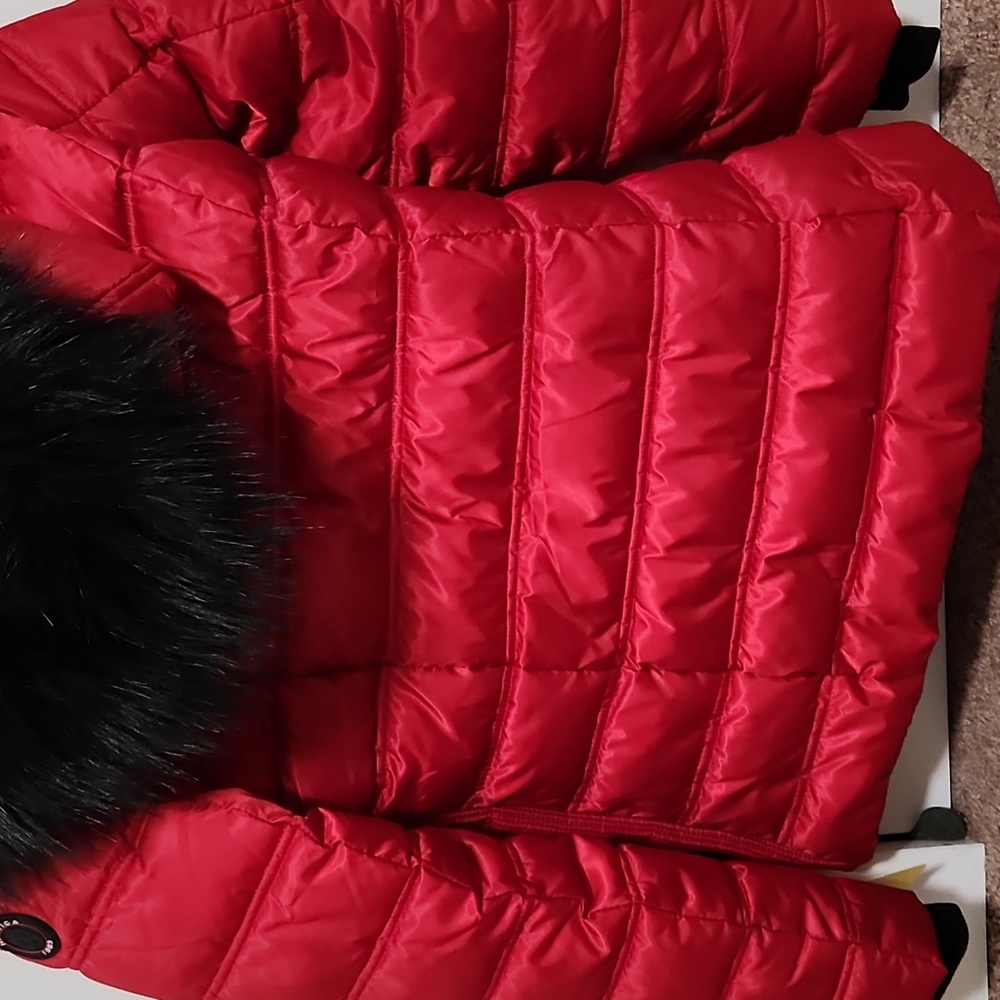 Coat - Picture 4 of 9